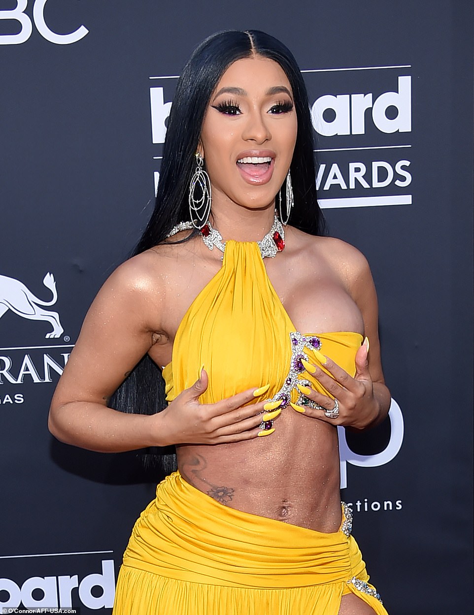 New work: Cardi B put her new ᴀssets on display on Wednesday, when the 26-year-old took to the red carpet of the 2019 Billboard Music Awards in Las Vegas, Nevada