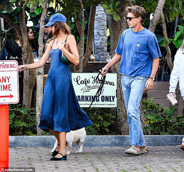 H๏τ couple: Kaia Gerber cut a stylish figure as she stepped out with beau Austin Butler in Malibu recently