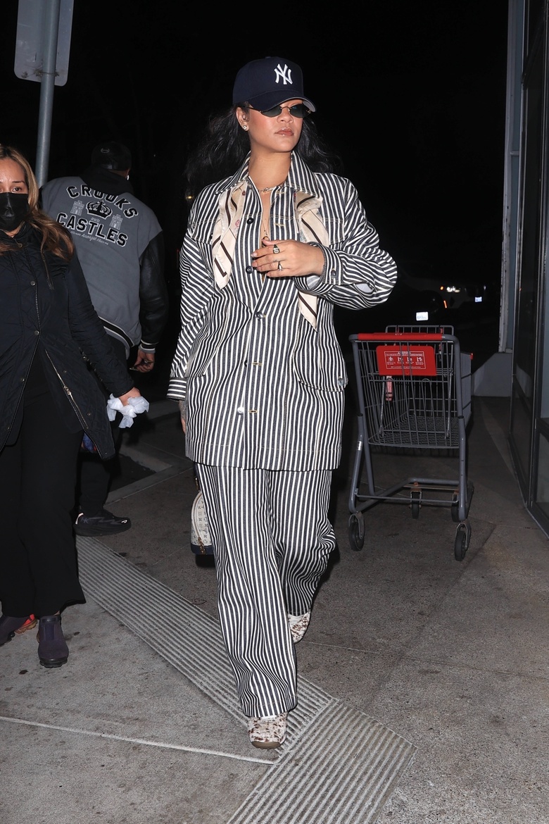 Rihanna Visits West Hollywood CVS Store